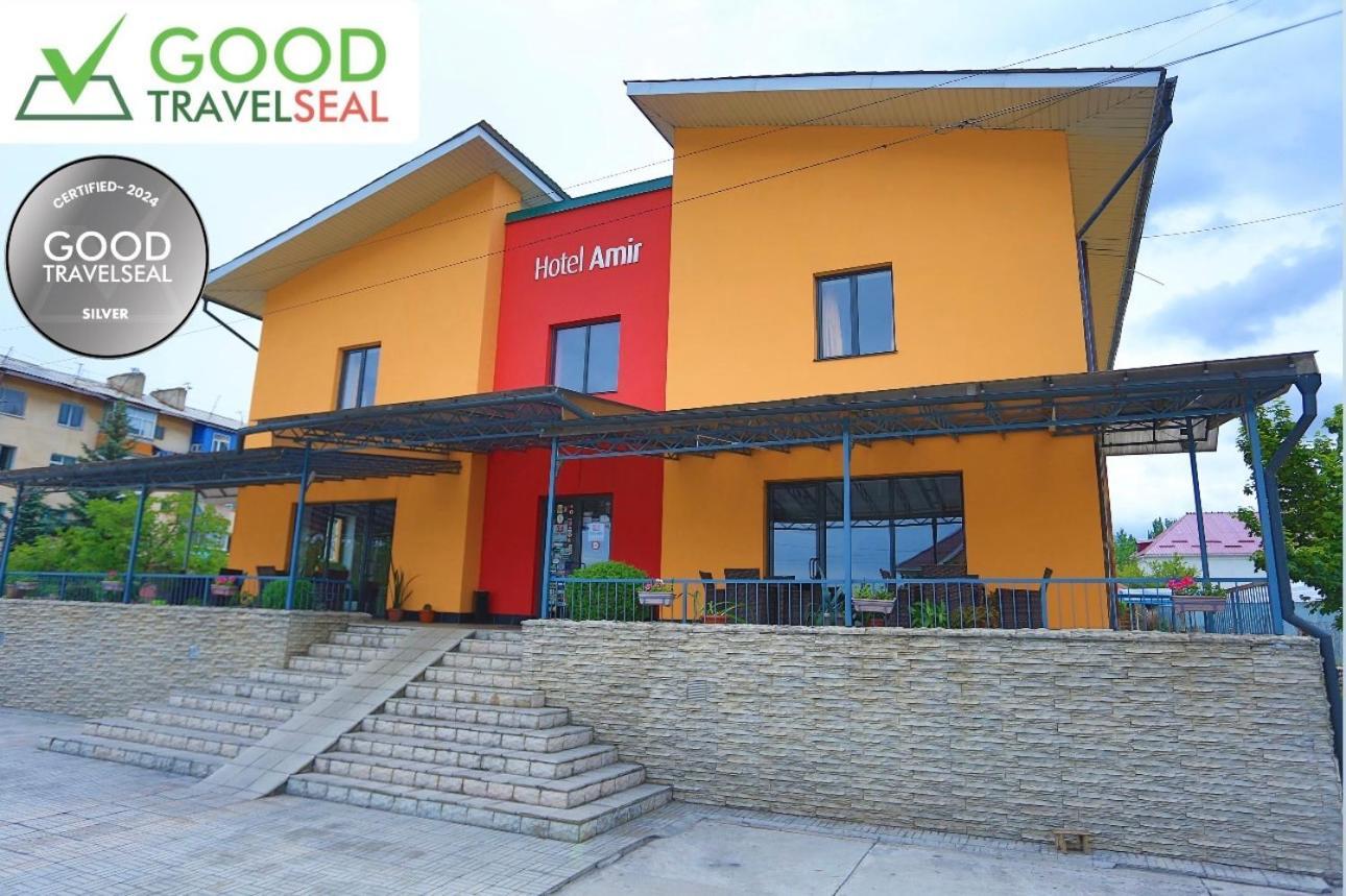 Amir Hotel Karakol Luaran gambar
